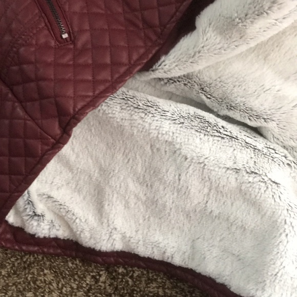 Jacket - Picture 8 of 8